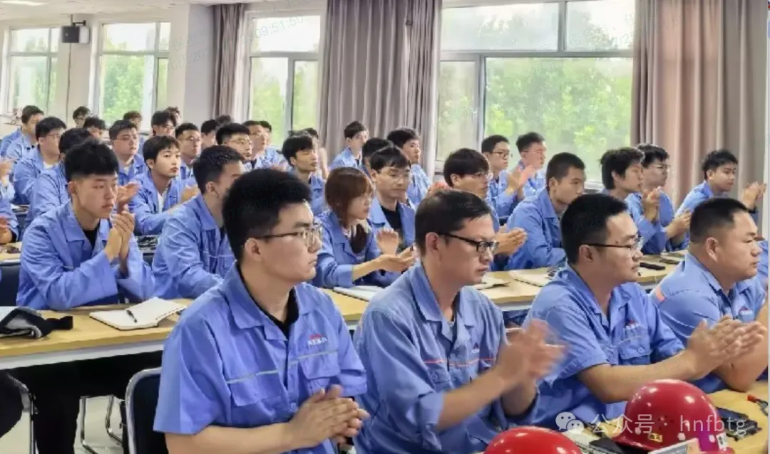青春启航 · 筑梦重科——华体会官方网页版_华体会(中国)
重科2026年新入职大学生见面会圆满举行